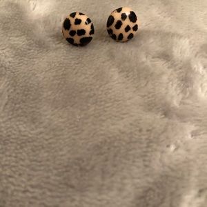 Cheetah Studs